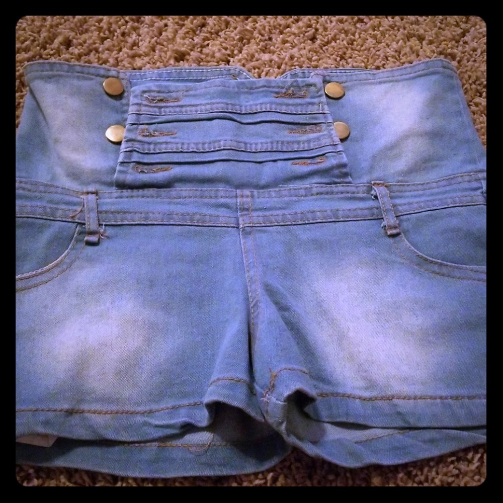 XS shorts